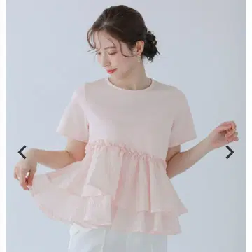 택 포함 새상품 fitmore 자카드 프릴 비대칭 페플럼 상의
