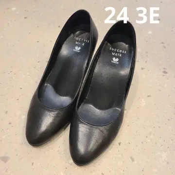 블랙 스틸레토 펌프스 24 3E
