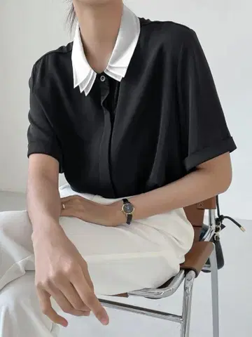 컨디션 최상! 화이트 카라 블랙 오간자 반팔 티셔츠