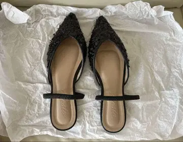 SESTO 세스토 비즈 장식 블랙 플랫 샌들 23.5cm