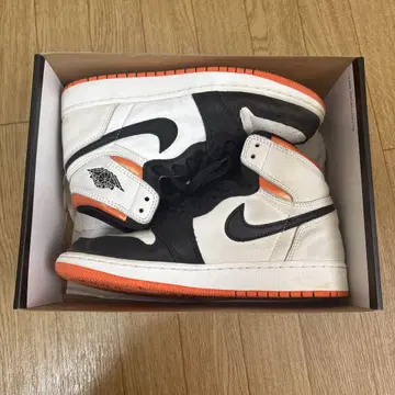 AIR JORDAN 1 레트로 하이 "일렉트로 오렌지"