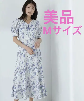 내추럴 뷰티 베이직 턱 슬리브 플라워 프린트 원피스