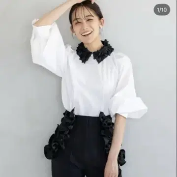 Amenochihare 플라워 부케 블라우스