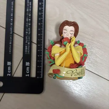 미녀와 야수 벨 입상 피규어