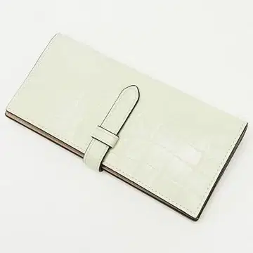 F06103 미사용품 하자품 J&M DAVIDSON 장지갑 아이보리