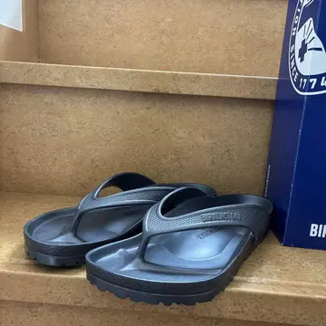 버켄스탁 플립플랍 40-41 블랙