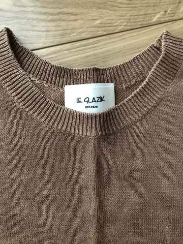 LE GLAZIK 브라운 반팔 니트