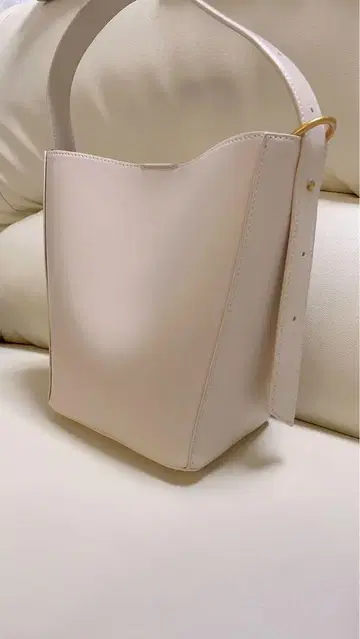 자라 버킷 백