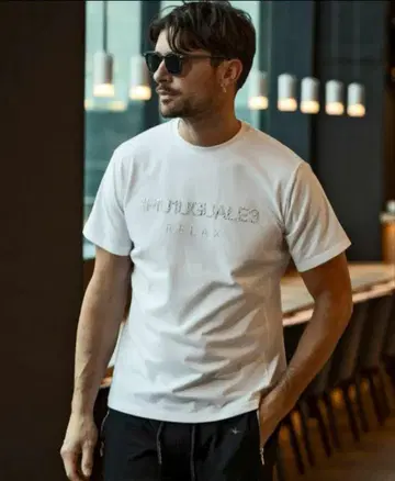 우노피우노우과레토레 티셔츠 RELAX