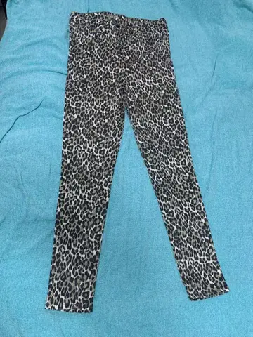 AMERICAN EAGLE 레오파드 무늬 스키니 데님 US8