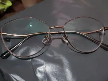 타원형 골드 PC용 안경
