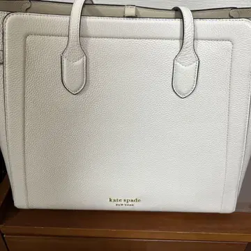 kate spade 화이트 가죽 토트백