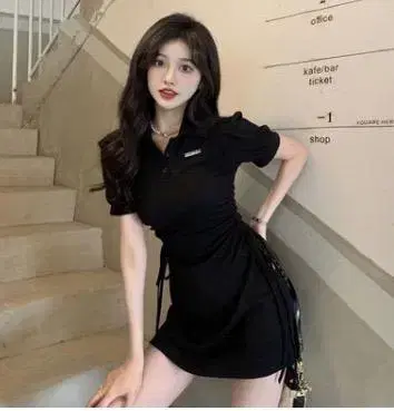 원피스 폴로 칼라 블랙 심플 숏 기장