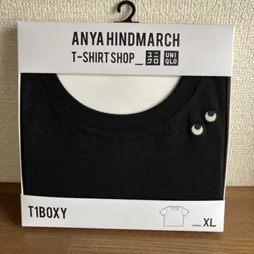 유니클로 x ANYA HINDMARCH 박스 티셔츠 블랙 XL