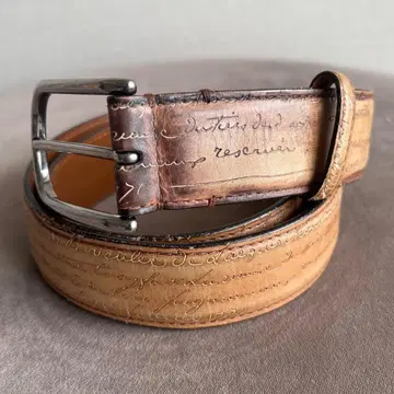 새상품급 벨루티 스크릿 캘리그래피 가죽 벨트 브라운