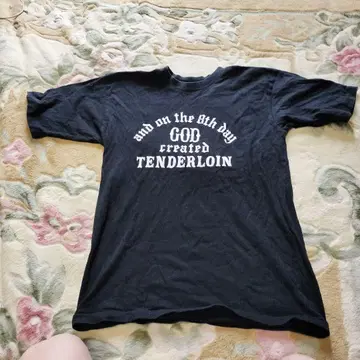 TENDERLOIN 티셔츠 S 사이즈