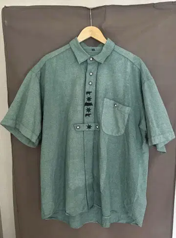 구제 의류 Birkhanh 그린 반팔 셔츠 XL(2XL)