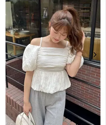헤르립토 블룸 투웨이 톱 파우더 화이트