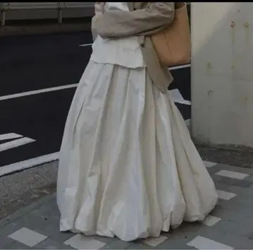 에트레토쿄 나일론 벌룬 볼륨 스커트