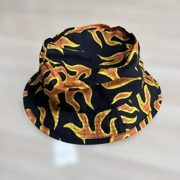 챌린저 미사용 새상품 FIRE HAT 사이즈 L challenger