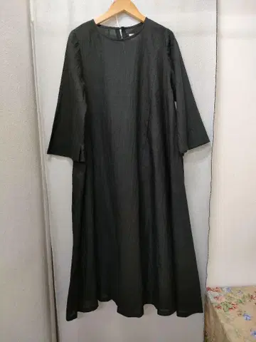 TOKUGEN 토쿠겐 오더 일본산 염색 블랙 원피스