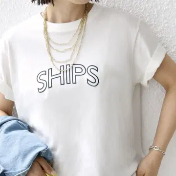 새상품 SHIPS 쉽스 라운드 프린트 로고 티셔츠 라이트 화이트 L