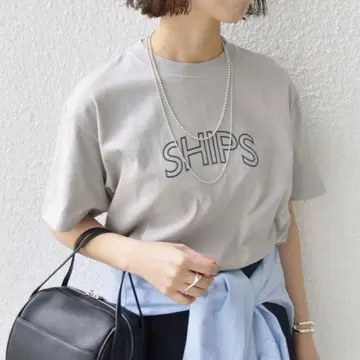 새상품 SHIPS 쉽스 라운드 프린트 로고 티셔츠 실버 그레이 M