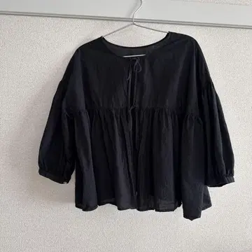 북유럽 생활용품점 '부드럽게 바람을 감싸는' 3WAY 볼레로 블라우스