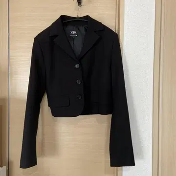 자라 컴팩트 블랙 자켓