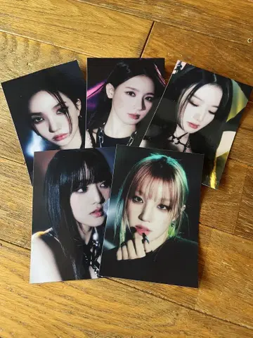 2024(G)I-DLE 월드 투어 브로마이드 세트