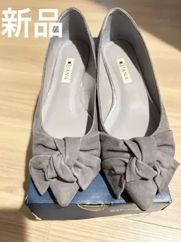 미사용 새상품 DIANA 그레이 리본 포함 펌프스 23.5