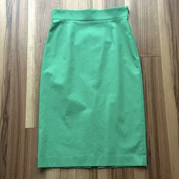 UNITED ARROWS 무릎 아래 타이트 스커트 그린