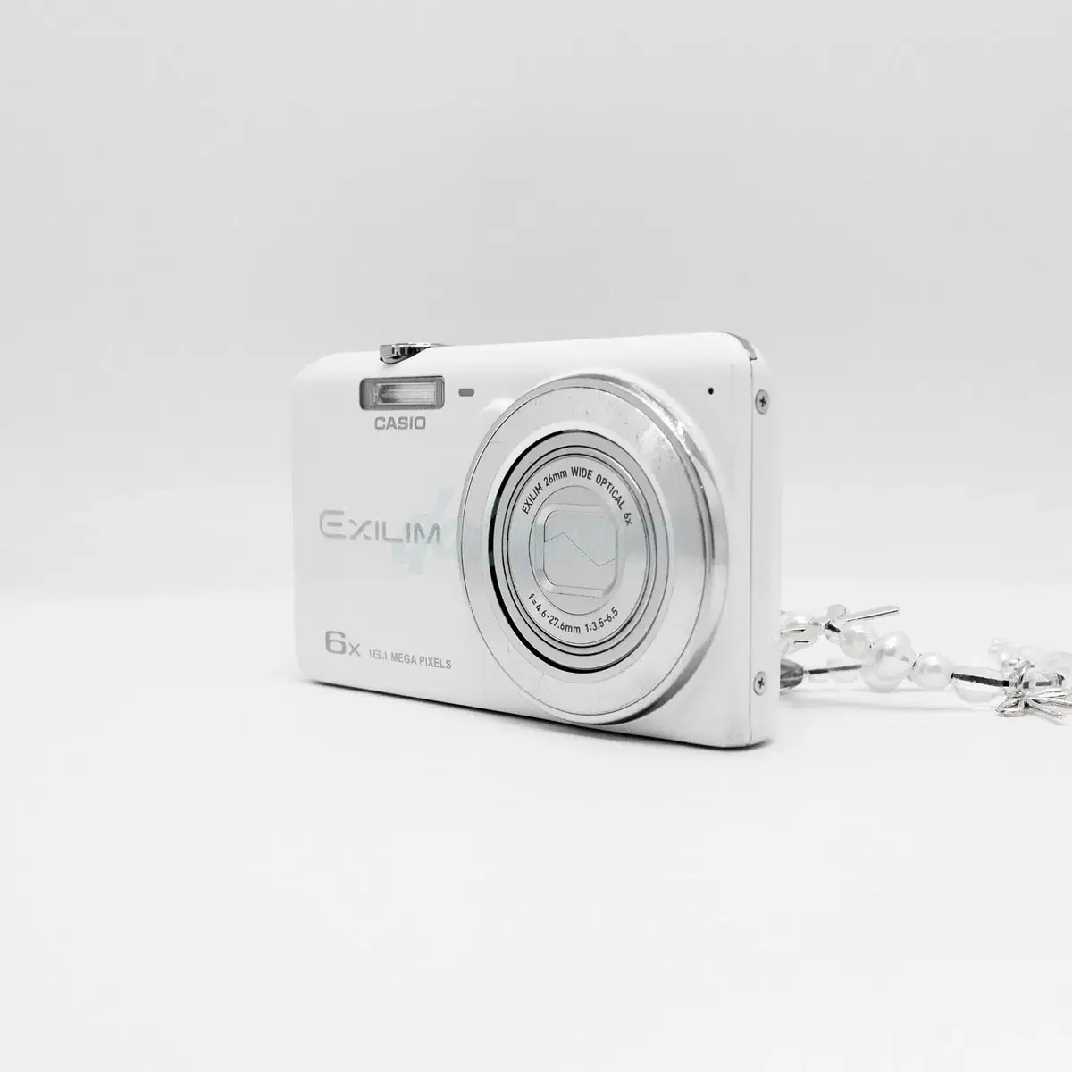 95 CASIO EXILIM EX-ZS25 ホワイト Amazon.co.jp: CASIO eX-ZS25 Digital Camera, White : Electronics