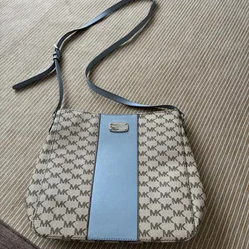 Michael Kors 숄더백 베이지/라이트 블루
