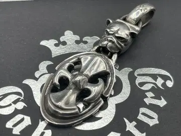 가보라토리 Bulldog & Battle-Ax Pendant