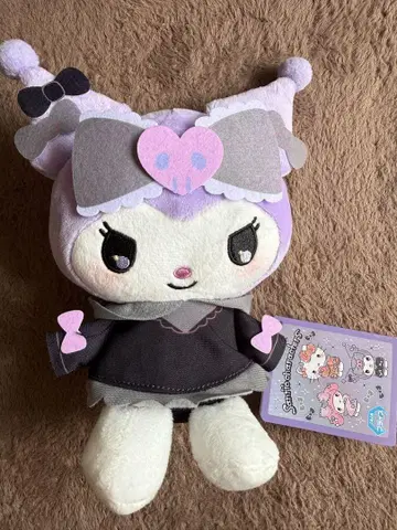 산리오 캐릭터 보라색 봉제 인형 쿠로미