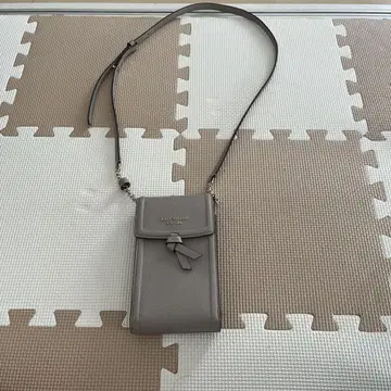 kate spade 스마트폰 숄더백 그레이