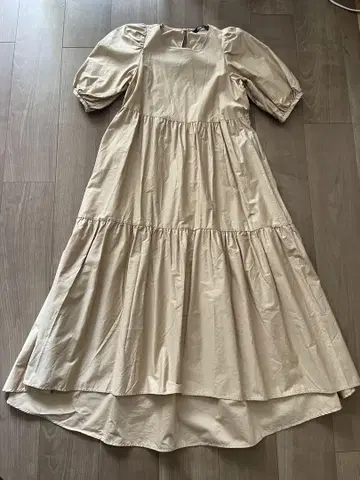 ZARA 비대칭 베이지 티어드 드레스 원피스