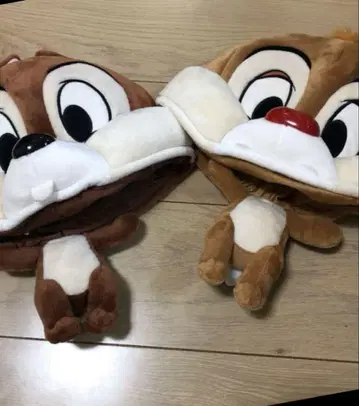 팬 캡 2개 칩과 데일 디즈니 리조트