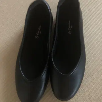 천연 가죽 플랫 펌프스