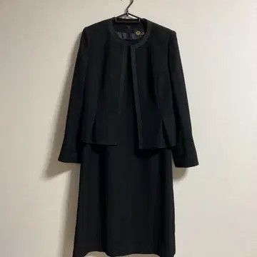 도쿄 소와르 블랙 포멀