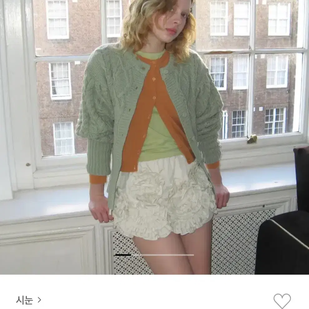 SINOON | 시눈 New Sinoon Rose Frill Mini Skirt Cream yel M