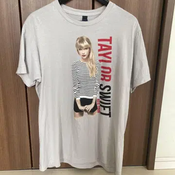 TAYLOR SWIFT 테일러 스위프트 'RED Tour' 티셔츠
