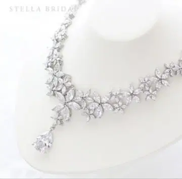 STELLA BRIDAL 꽃 모티브 목걸이