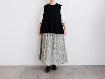 늑대와 올빼미, 숲속의 숨바꼭질, 스커트