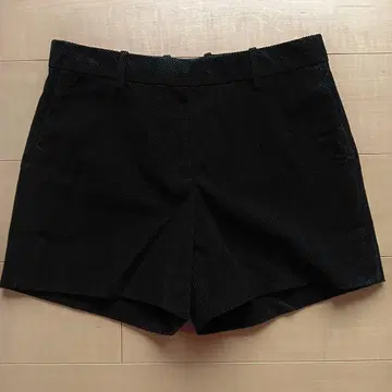헤링본 패턴 코듀로이 숏 팬츠 블랙