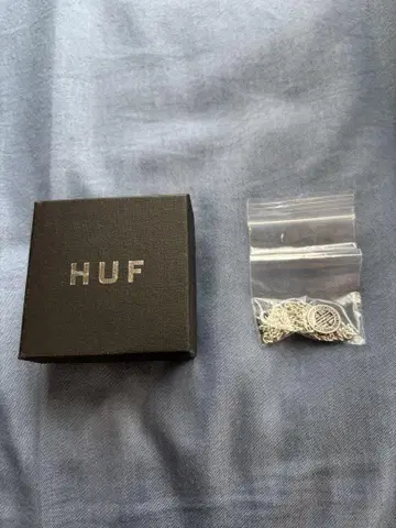 HUF 로고 참 실버 목걸이
