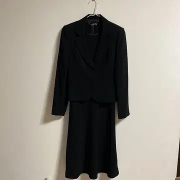 도쿄 이긴 블랙 포멀