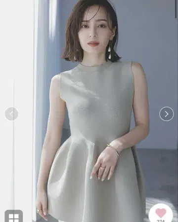 최종 가격 인하  애뉴언스 홀 의류 페플럼 슬리브리스 니트  화이트