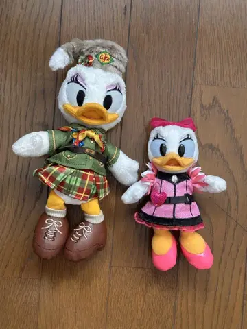 데이지 봉제 인형 배지 세트
